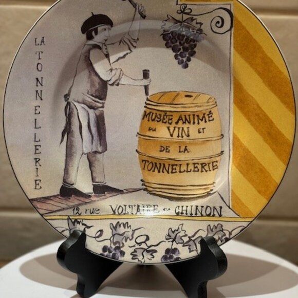 Set of 4 SAKURA WINE CELLAR - GRACEY KNIGHT 8 1/4" SALAD/DESSERT PLATES -C40 - Picture 5 of 7